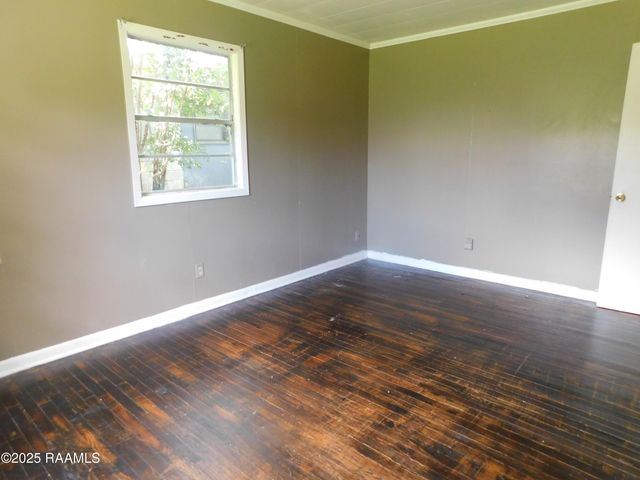 402 Attakapas Road, Lafayette, LA 70501