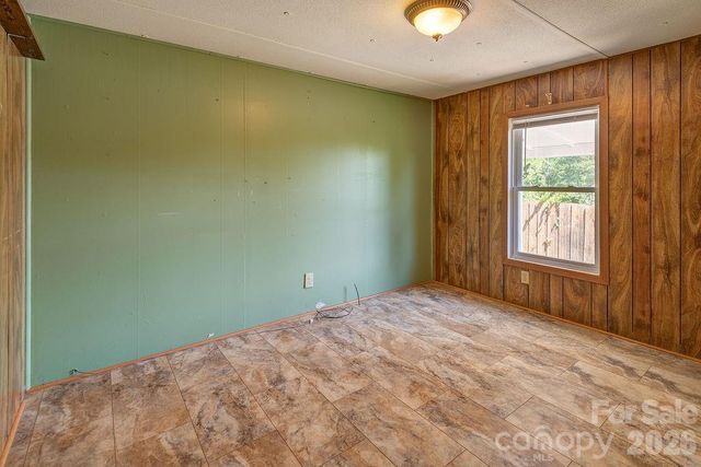 64 Haw Creek Circle, Asheville, NC 28805
