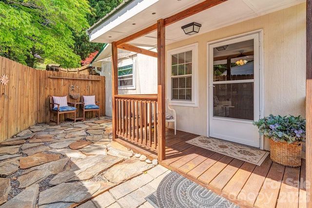 64 Haw Creek Circle, Asheville, NC 28805
