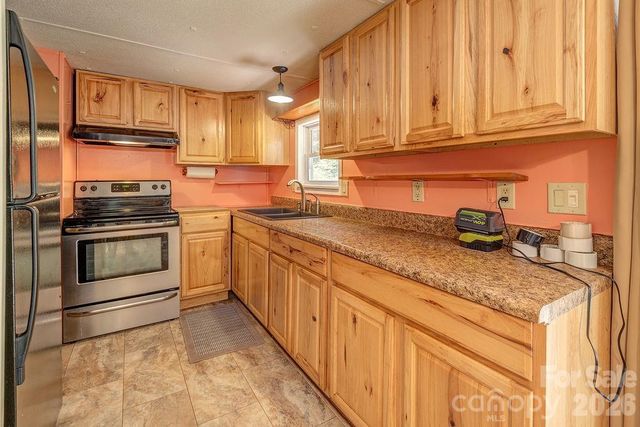 64 Haw Creek Circle, Asheville, NC 28805