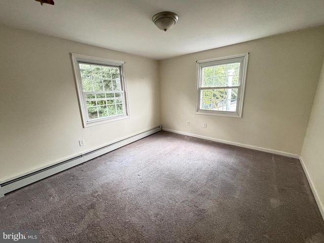 156 PENNYPACKER DR, Willingboro, NJ 08046