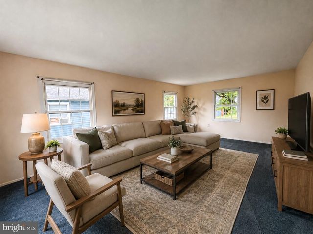 156 PENNYPACKER DR, Willingboro, NJ 08046