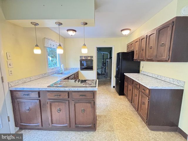 156 PENNYPACKER DR, Willingboro, NJ 08046