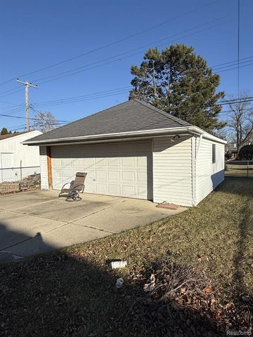 1750 N Waverly Street, Dearborn, MI 48128