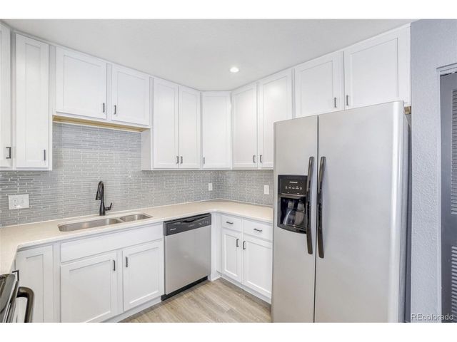 3354 S Flower St 52, Lakewood, CO 80227