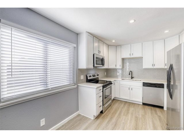 3354 S Flower St 52, Lakewood, CO 80227