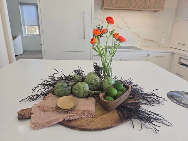 2955 Avendia Valera, Carlsbad, CA 92009