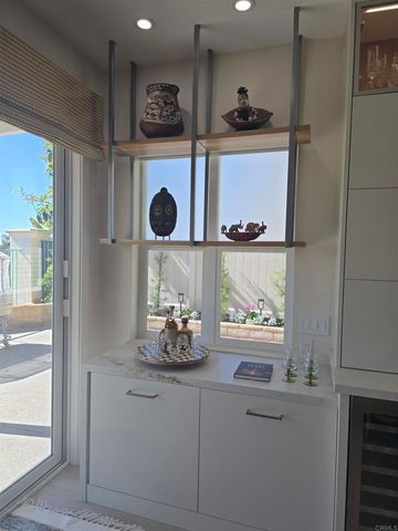 2955 Avendia Valera, Carlsbad, CA 92009