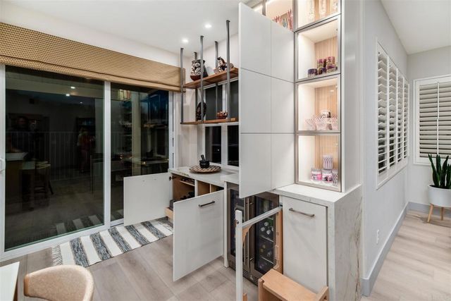 2955 Avendia Valera, Carlsbad, CA 92009