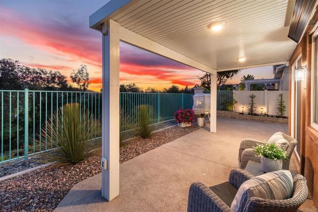 2955 Avendia Valera, Carlsbad, CA 92009