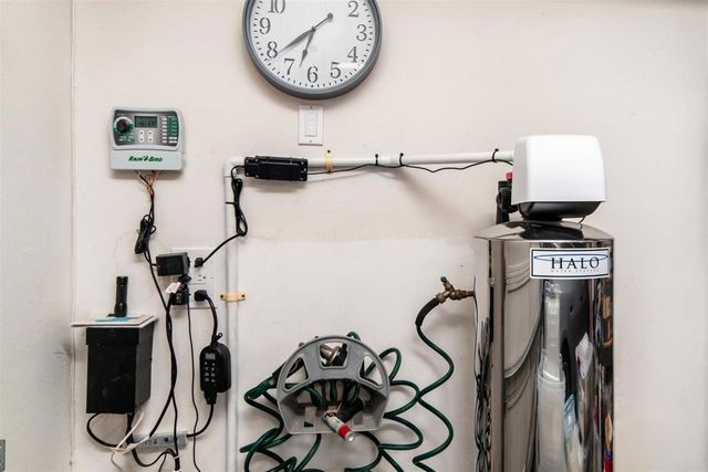 2955 Avendia Valera, Carlsbad, CA 92009