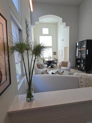 2955 Avendia Valera, Carlsbad, CA 92009