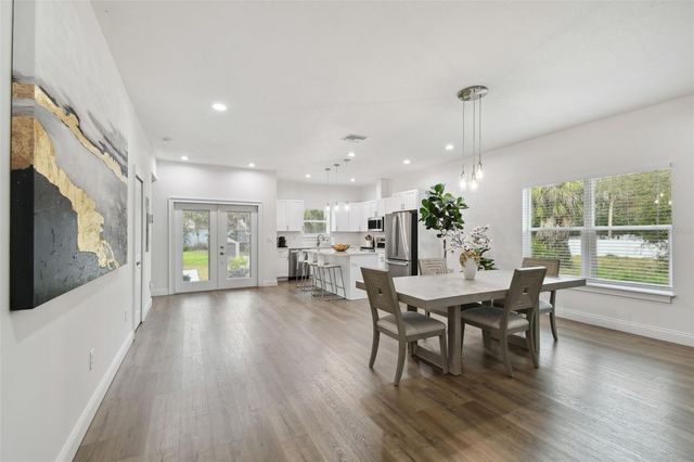 524 S GROSSE AVENUE, Tarpon Springs, FL 34689