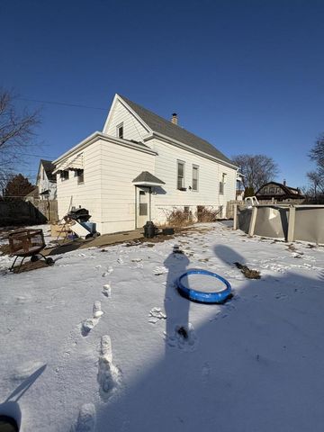 3543 S 17th STREET, Milwaukee, WI 53221
