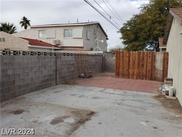 1929 Evelyn Avenue, Henderson, NV 89011