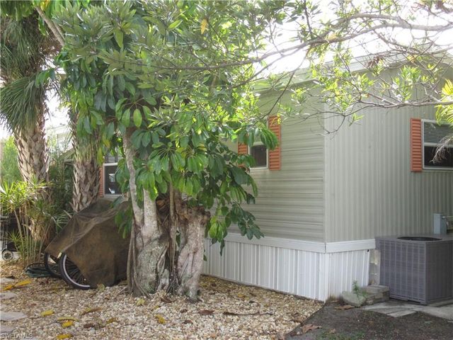 10941 Least Tern CIR, Estero, FL 33928