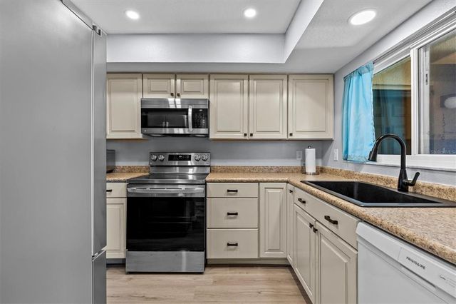 90 S HIGHLAND AVENUE 1317, Tarpon Springs, FL 34689