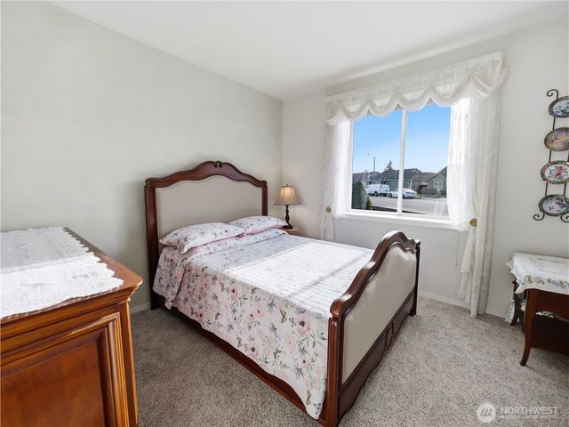 454 Mountain Circle, Buckley, WA 98321