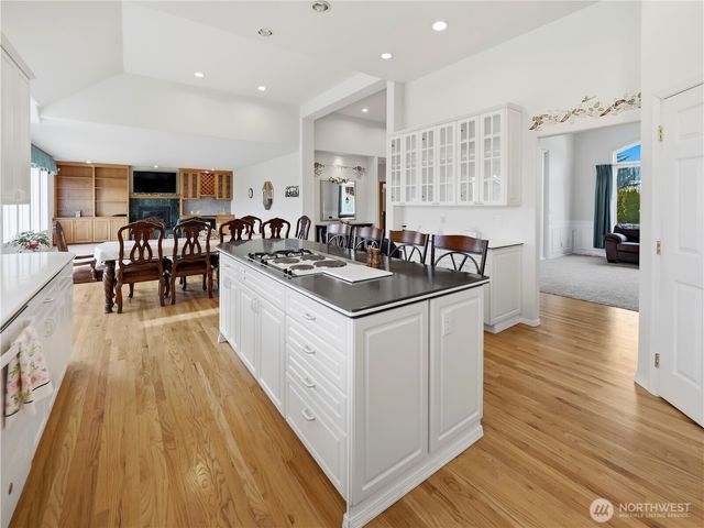 454 Mountain Circle, Buckley, WA 98321