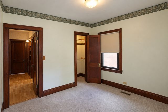 1423 N Raynor Avenue, Joliet, IL 60435