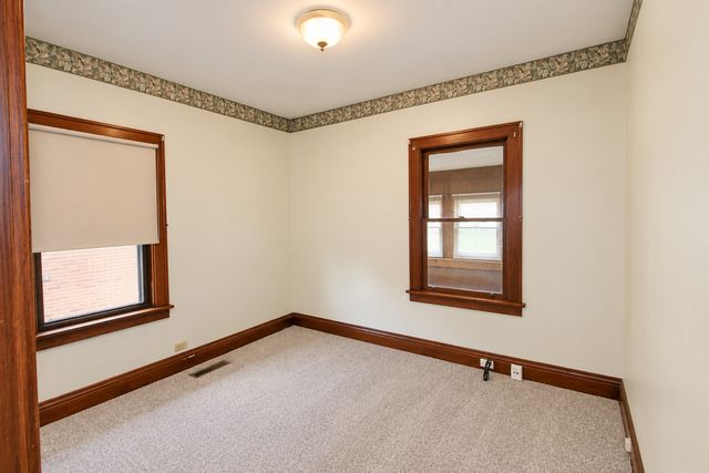 1423 N Raynor Avenue, Joliet, IL 60435