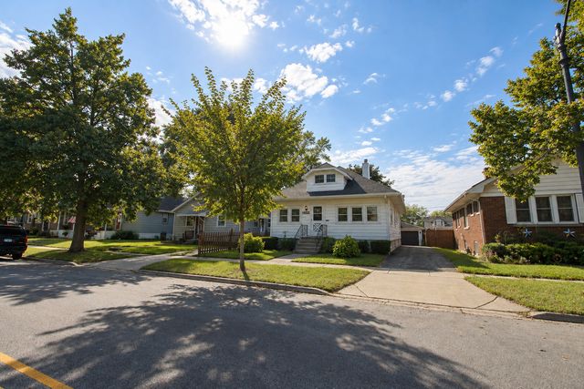 1423 N Raynor Avenue, Joliet, IL 60435
