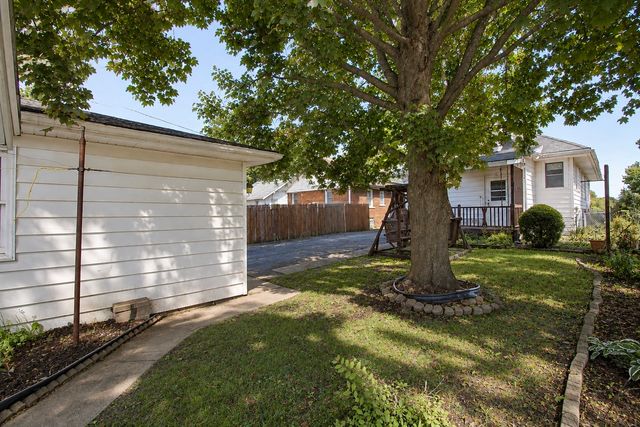1423 N Raynor Avenue, Joliet, IL 60435