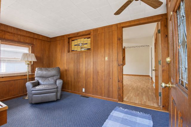 1423 N Raynor Avenue, Joliet, IL 60435