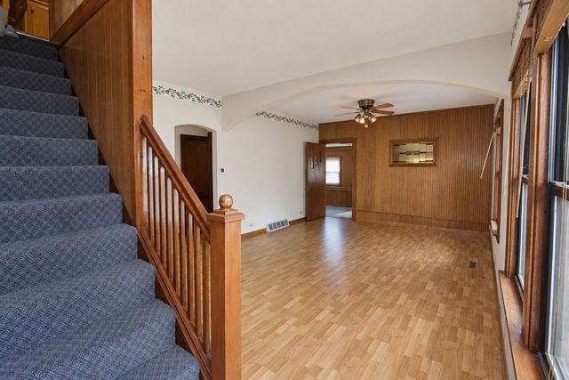 1423 N Raynor Avenue, Joliet, IL 60435