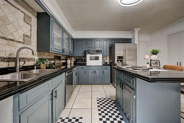 2119 NW 117th Street, Oklahoma City, OK 73120