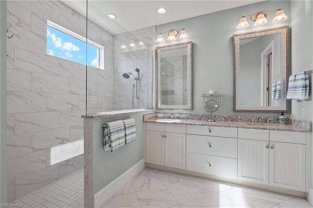 6420 Pembroke WAY, Naples, FL 34113