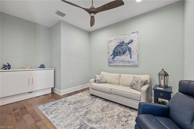 6420 Pembroke WAY, Naples, FL 34113