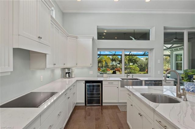 6420 Pembroke WAY, Naples, FL 34113