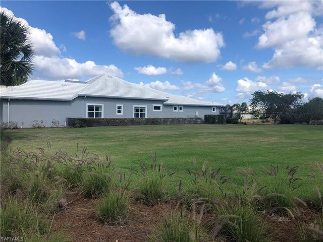 6420 Pembroke WAY, Naples, FL 34113