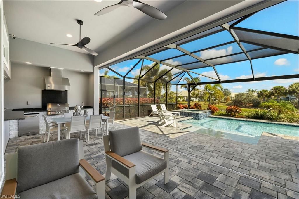 6420 Pembroke WAY, Naples, FL 34113