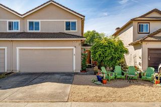 30 Fredrick Dr, Rohnert Park, CA 94928