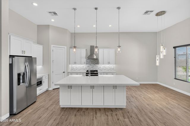 2120 W TANYA Trail, Phoenix, AZ 85086