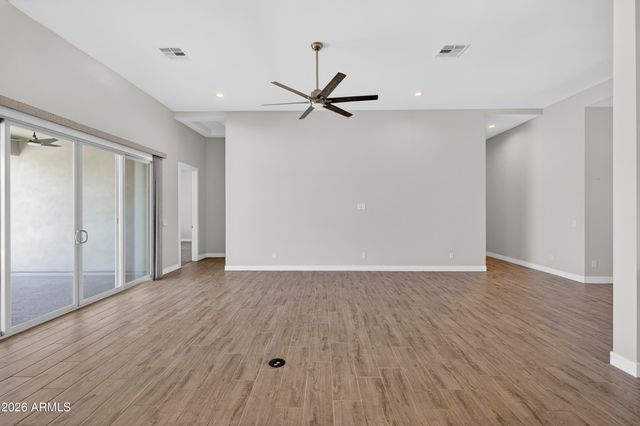2120 W TANYA Trail, Phoenix, AZ 85086