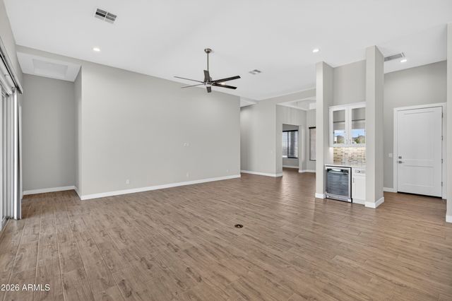 2120 W TANYA Trail, Phoenix, AZ 85086