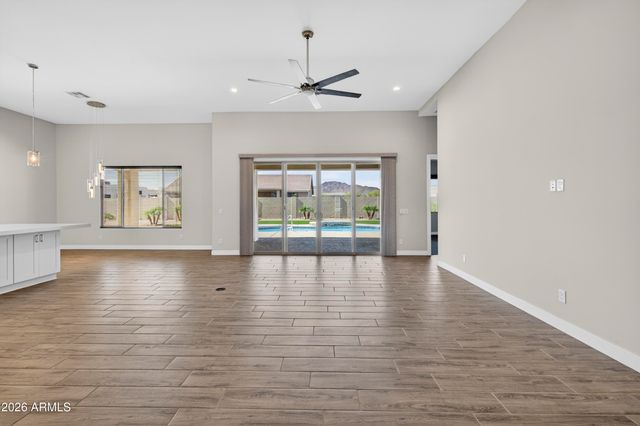 2120 W TANYA Trail, Phoenix, AZ 85086