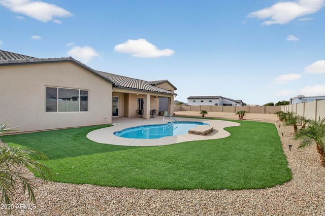 2120 W TANYA Trail, Phoenix, AZ 85086