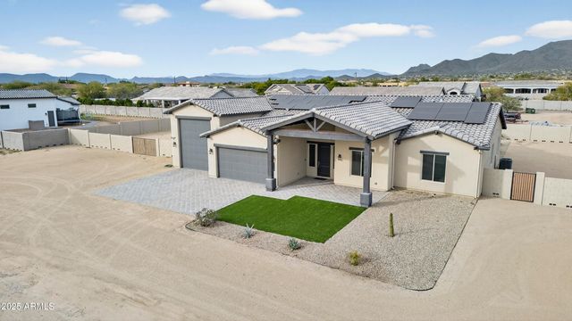 2120 W TANYA Trail, Phoenix, AZ 85086
