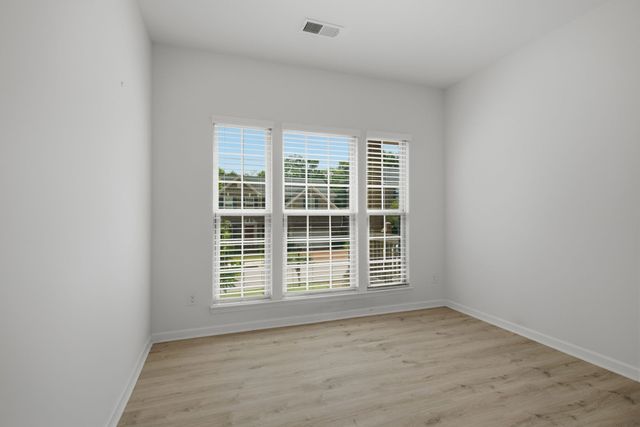618 Stonebridge Ln, Mount Juliet, TN 37122