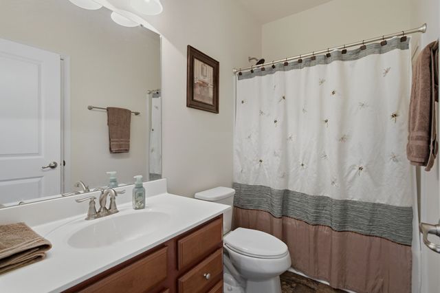 618 Stonebridge Ln, Mount Juliet, TN 37122
