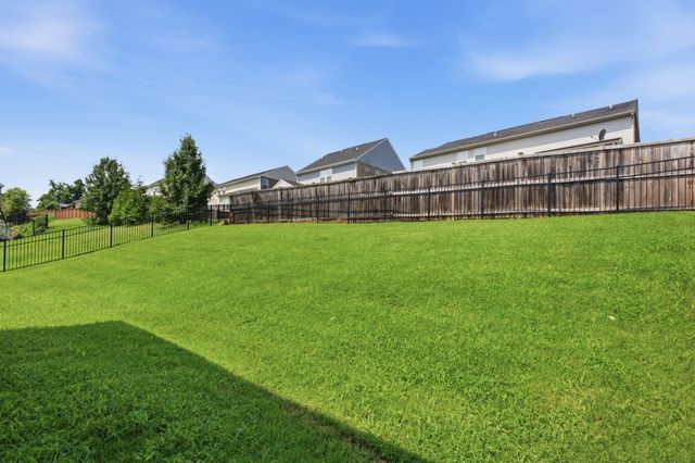 618 Stonebridge Ln, Mount Juliet, TN 37122
