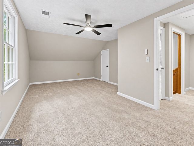 1052 Evelyn Lane, Lilburn, GA 30047
