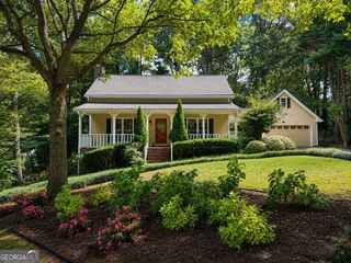1052 Evelyn Lane, Lilburn, GA 30047