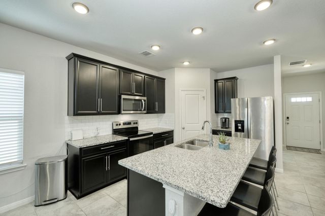 1009 Whelk LOOP, Hutto, TX 78634