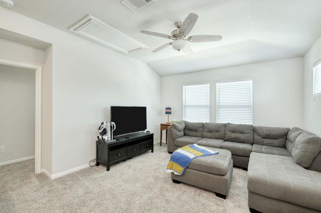 1009 Whelk LOOP, Hutto, TX 78634