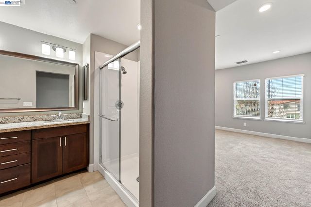 1320 Windswept Cmn 6, Livermore, CA 94550